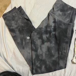 Lululemon leggings